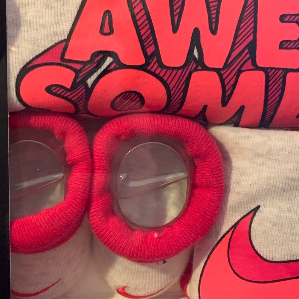 Nike Infant Set - Picture 5 of 9